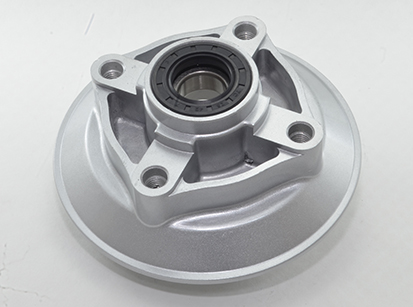 FLANGE TRAS FIXACAO COROA COM ROLAMENTO E RETENTOR TITAN150 KS/ES 04-10/ESD 04-15/SPORT 05/FAN150 ESI 10-13/ESDI 11-15/CARG0150 ES 04-14/START150 ES 15/TITAN160 EX 16-24/FAN160 ESD